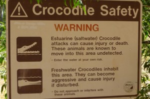 Deze borden vind je op veel plekken in Kakadu