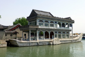 De marmeren boot op het Zomerpaleis