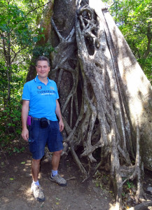 Remy bij een grote ficus