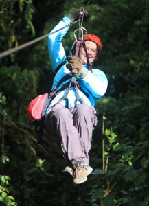 Jacqueline geniet van de Canopy Tour